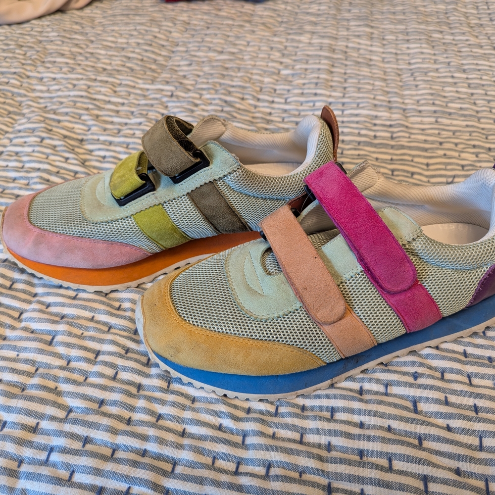 Colorful "Mismatch" Velcro Sneakers